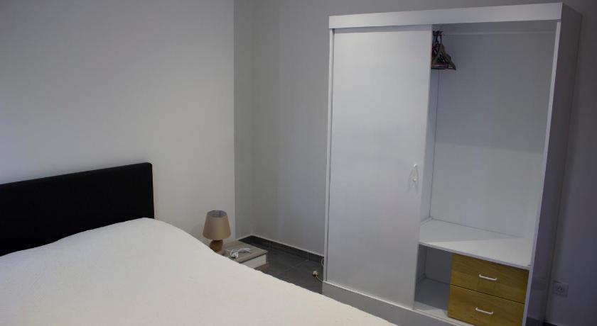 T2 - 64M2 - Residence Georgette Terre Sainte Exterior photo